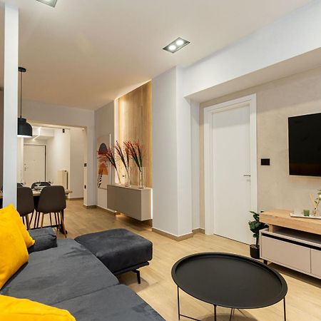 Modern 3 Bedroom Luxury Apartment Thessaloniki Exterior photo